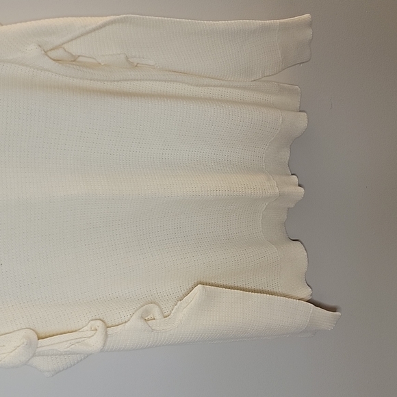 Express Knit Sweater - Picture 8 of 10